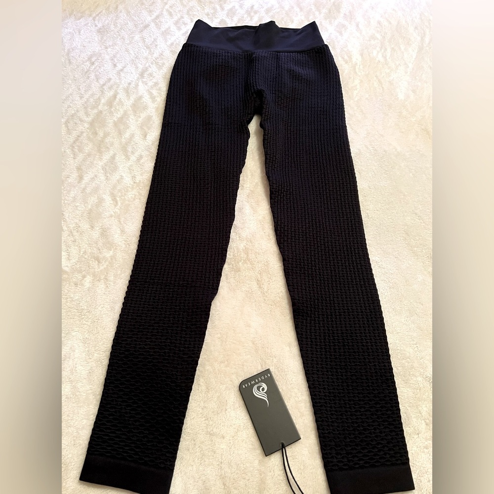 Ryderwear Honeycomb Scrunch Seamless Leggings, Color Black, Size S- NWT